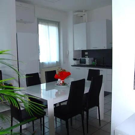 Modern Apartment Luci & Stelle Near Lake Como Nibionno Exterior photo